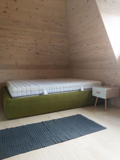 Exklusive, ruhige Wohnung in guter Lage – Schlafzimmer