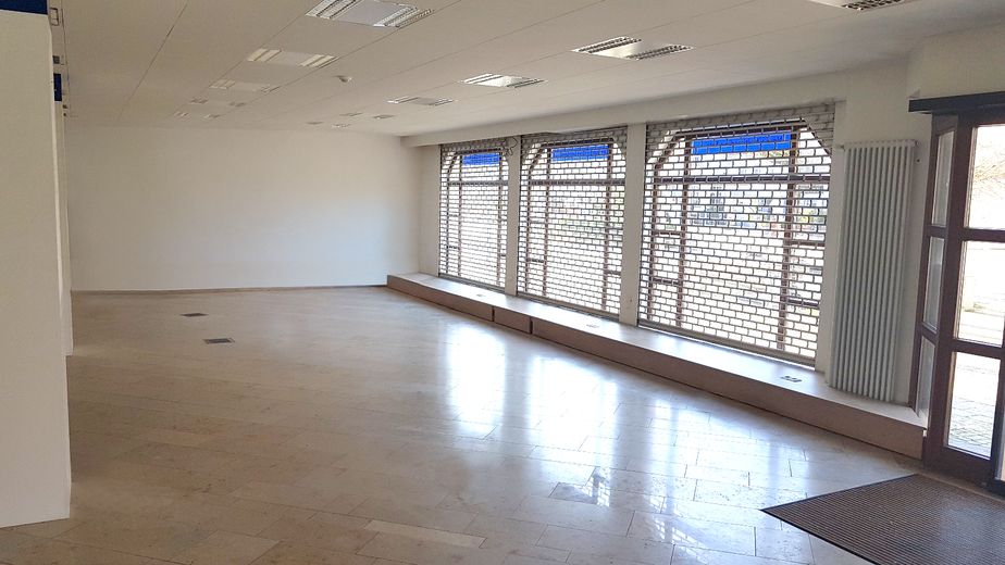 Ladenflaeche EG Fenster