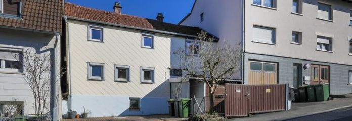 Old house looking for a young handyman!