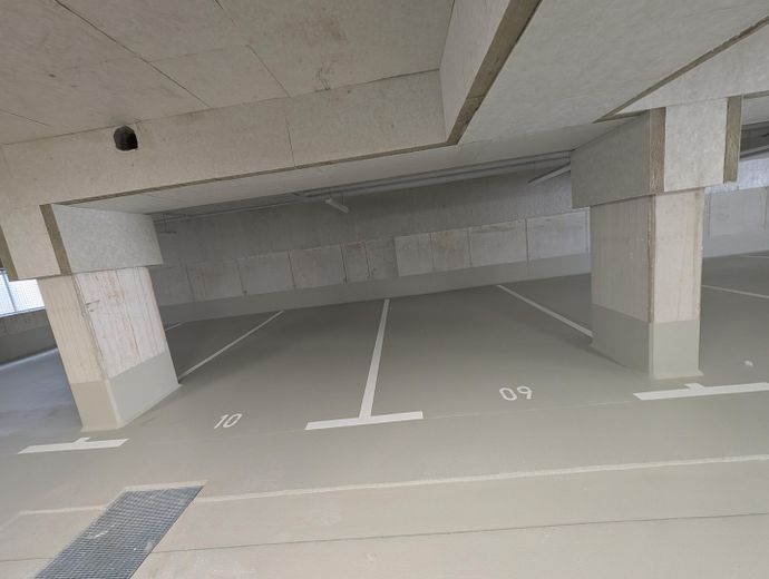Erstbezug - Moderne geräumige Studio-Wohnung – TG Stellplatz