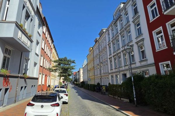 Budynek mieszkalno-usługowy z 1903 roku, 10 lokali, Rostock-KTV
