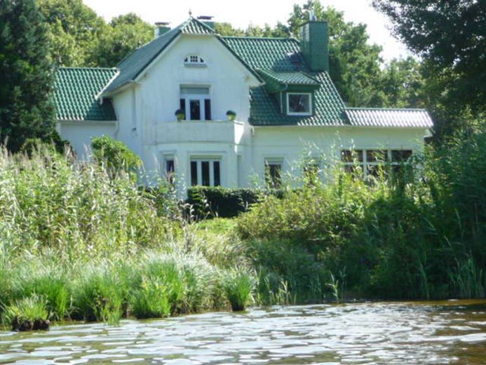 Haus am See und Baugrundstück am See in bester Wohnlage in 1.Seereihe,Seeblick,Villa am See,Kamin – Foto 2