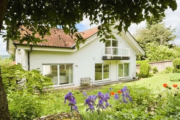 Sind Sie fit für die Zukunft? - Dieses Haus ist es, barrierefrei über 3 Etagen, Aufzug, Garagen, Garten u.v.m