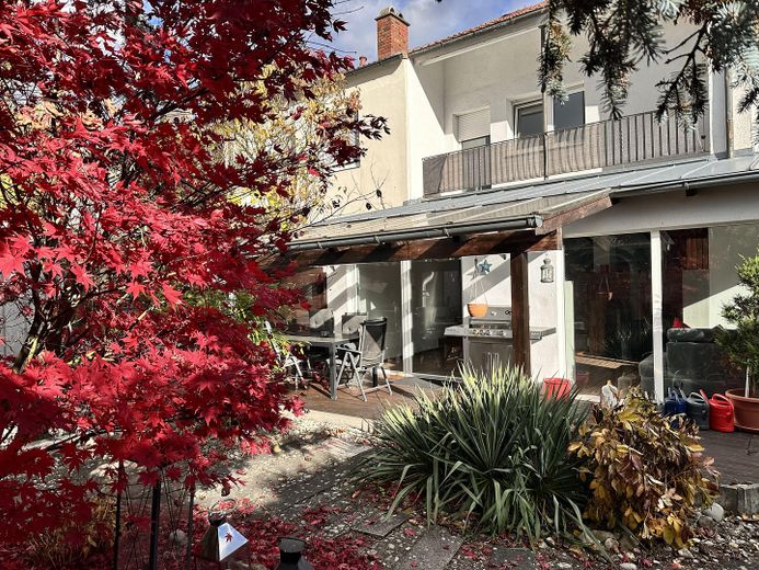 Außenansicht West Terrasse 1