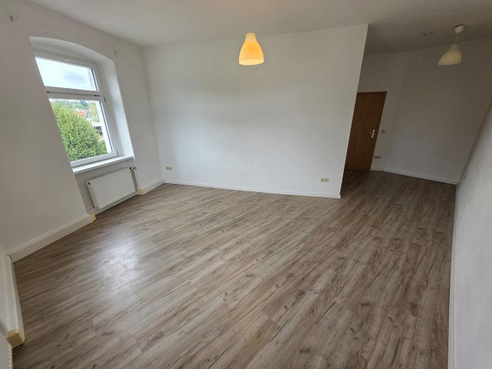 125qm 6-Raum Wohnung nach Renovierung und Sanierung zum Erstbezug – Zi 3.5 größter Raum 