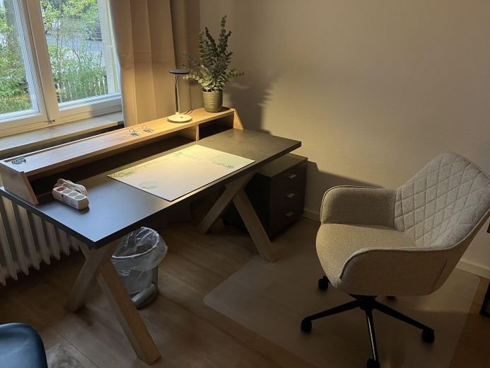 Mehr als nur eine WG – ein Zuhause mit Charakter & Gemeinschaft – Arbeitsplatz im Zimmer #1