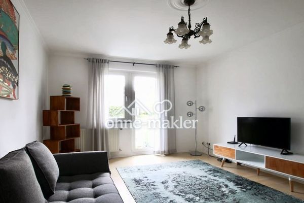 बेहद केंद्रीय स्थान पर बालकनी वाला सुंदर 2 कमरों का अपार्टमेंट