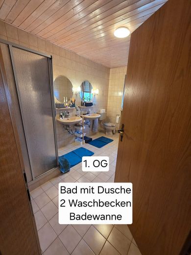ruhiges 4-Zimmer-Reihenhaus mit Wintergarten, Kachelofen und EBK in Deggendorf – Foto 4