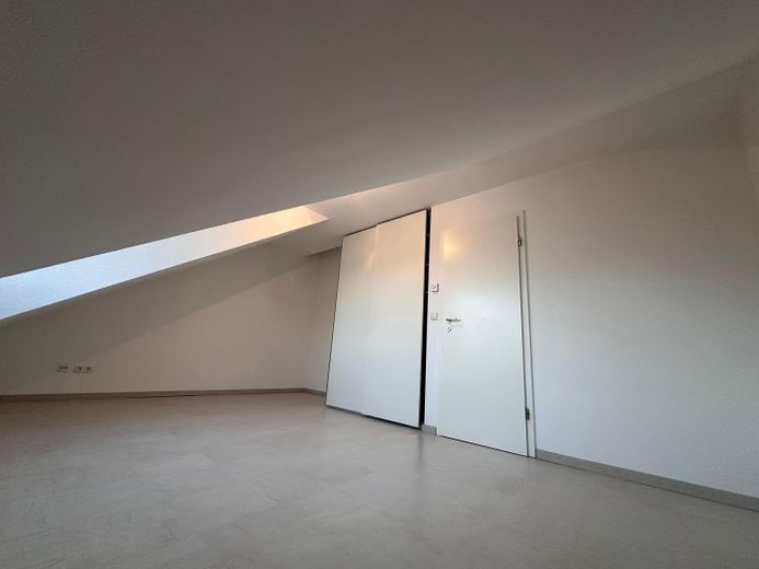 Reihenmittelhaus mit 181qm Wohn-Nutzfläche – Foto 6
