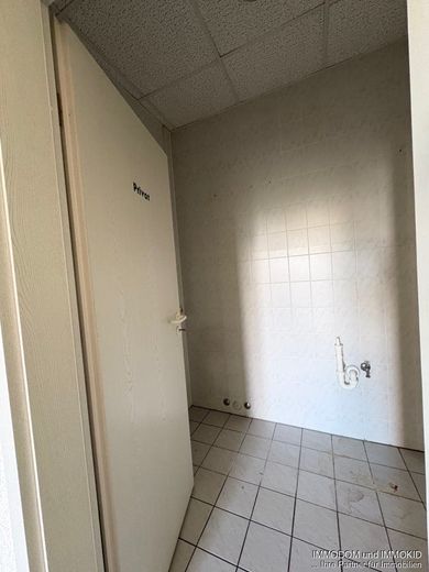 Vielseitige Büro- oder Praxiseinheit preiswert zu vermieten! – Innenansicht