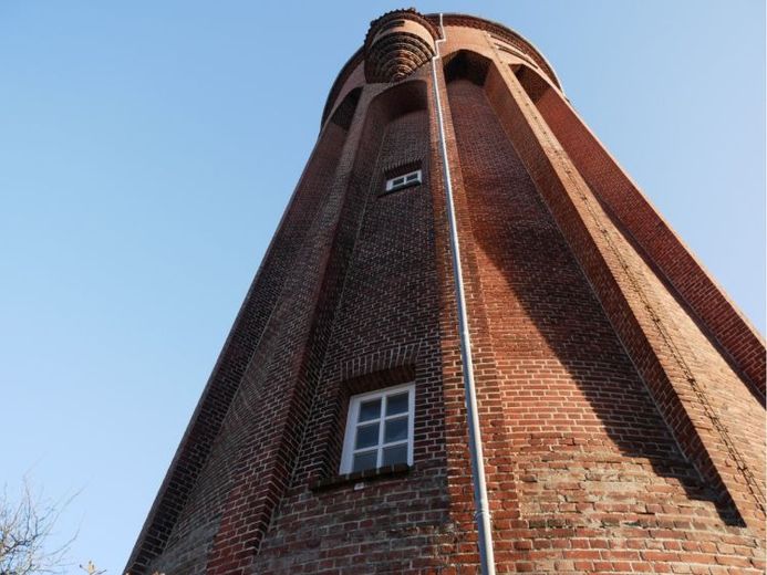 Büros! Historischer, atemberaubender Wasserturm in 25541 Brunsbüttel zu verkaufen. – Foto 1