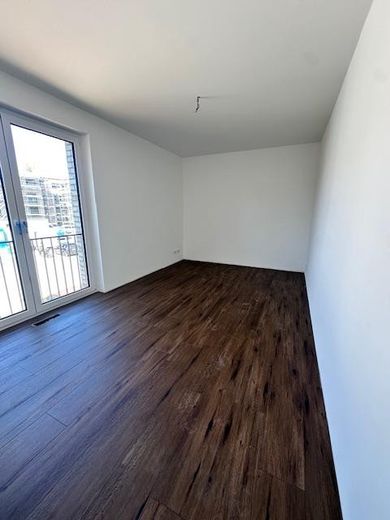 Großzügige helle Neubauwohnung im 1.OG eines Zweiparteienhaus in Verl – Kinderzimmer/Büro 