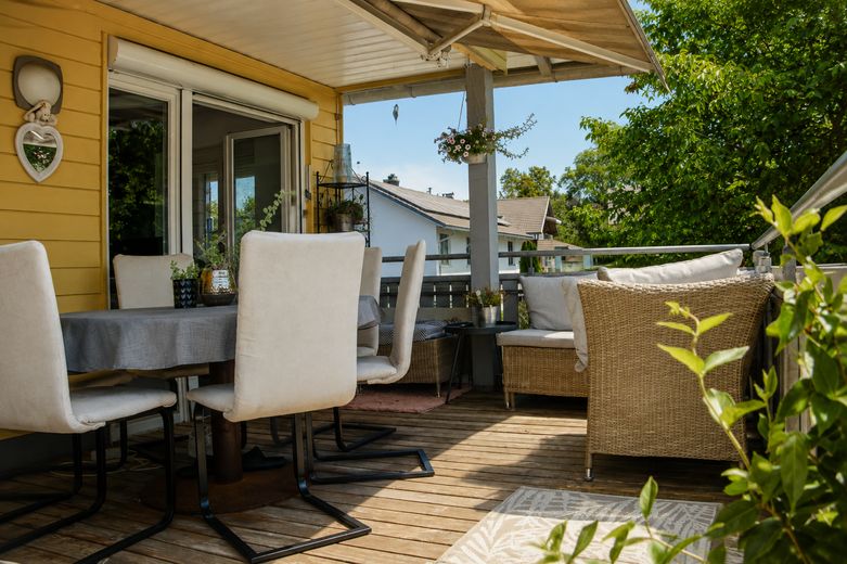 Sehr sonniges Holzhaus, KfW60, Isny-Großholzleute, EG barrierefrei, – Balkonterrasse OG