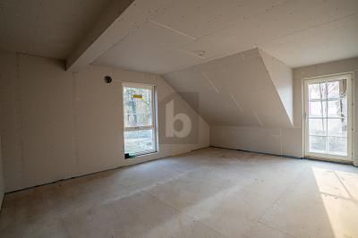 EXKLUSIV IN RUHIGER SEENÄHE – 1770296537_60debe5.jpg
