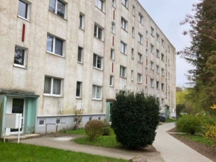 3-Raum Wohnung mit Badewanne und Balkon – Foto 1