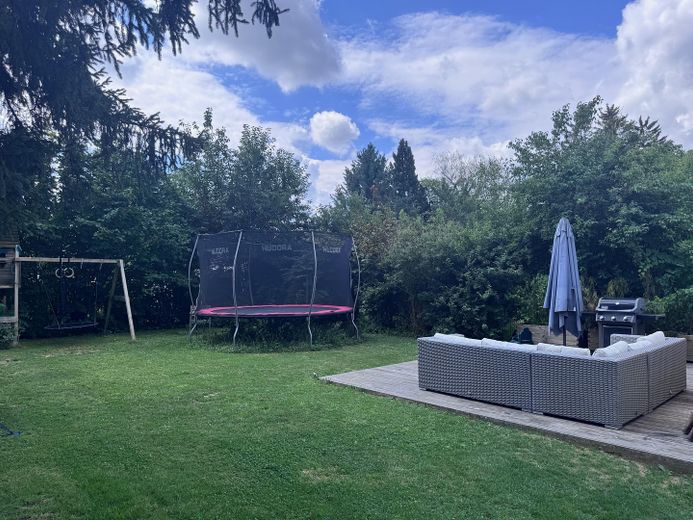 Einzigartige Gartenwohnung in München – Garten 1