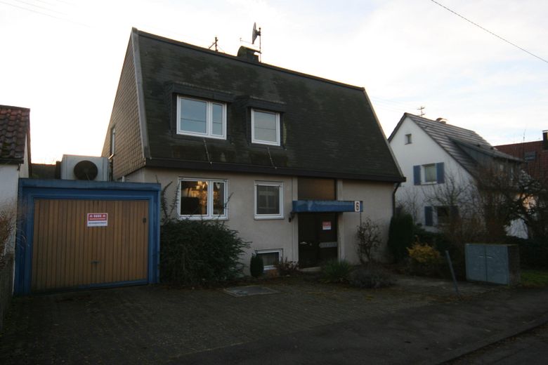 Haus_Straßenseite_2