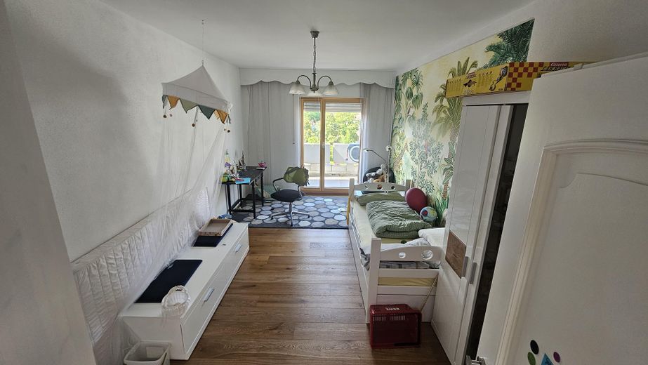 Exklusives Penthouse mit Alpenpanorama, XXL-Terrasse und Privataufzug – Kinderzimmer