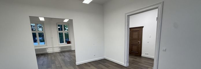 Commercial space for medical practice, practice, cosmetics, massage, office or law firm in RUDOW, 160 m2 for rent – großer Raum