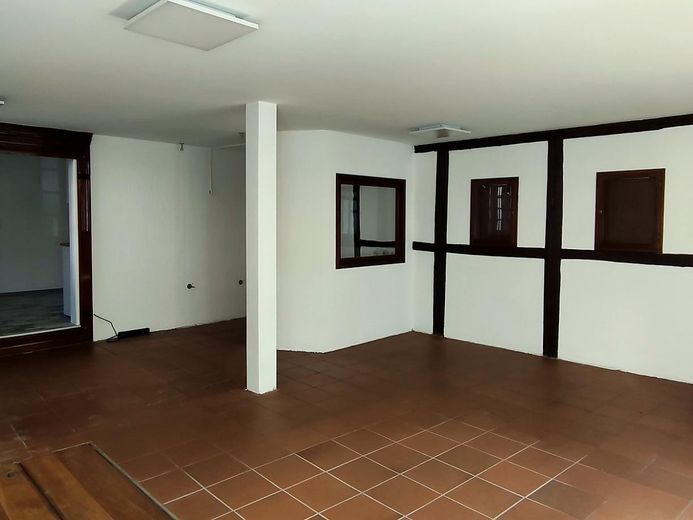 Historisches Ladenlokal am Tuchmacherplatz - Laden oder Büro – Offener Verkaufsraum