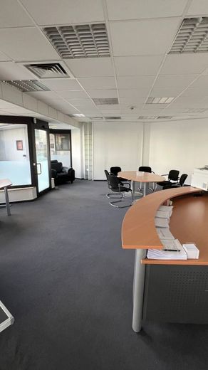 Helle Büroflache in guter Lage – IMG_4137