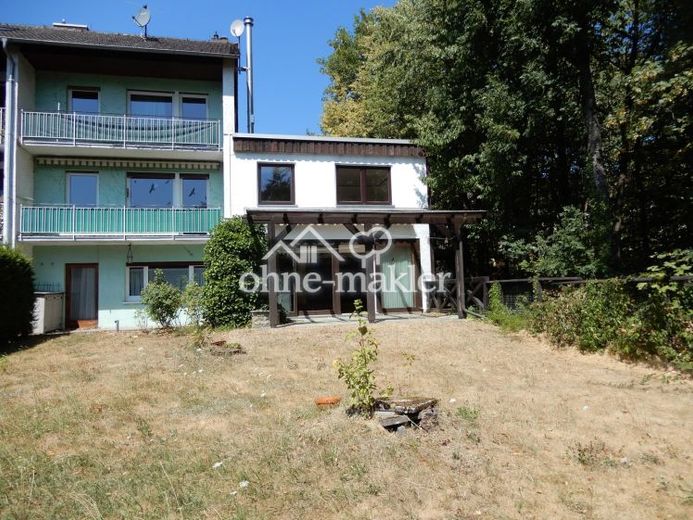 provisionsfrei / RMH in ruhiger Waldrandlage / renovierungsbedürftig – Photo 1