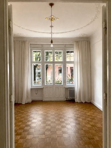 Gründerzeitwohnung in ruhiger KuDamm Seitenstraße – Balkonzimmer