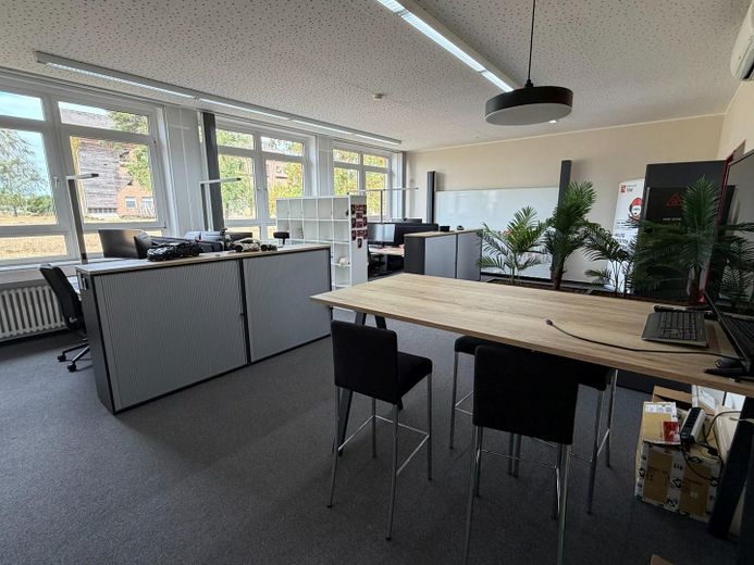 Selbstgenutzt oder vermietet - Gewerbeimmobilie in Coesfeld – 60m²-Großraumbüro (Beispiel)