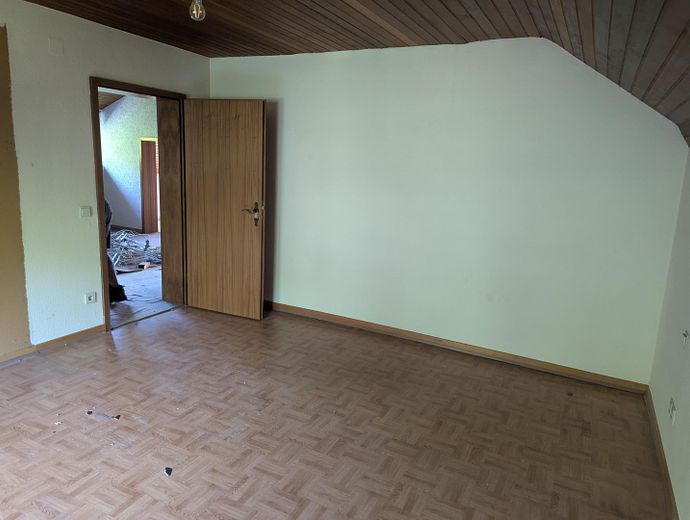 Zimmer 1 OG