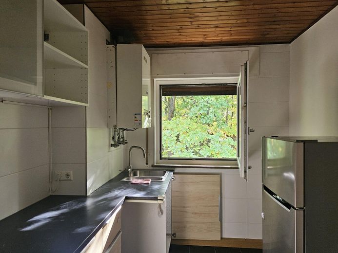 Kapitalanlage mit hoher Rendite: Helle sanierte Wohnung mit Balkon – Küche