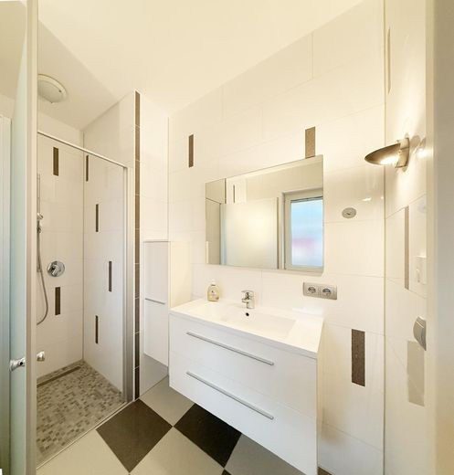 Gäste WC mit Dusche