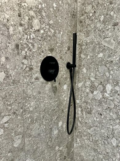 Appartamento mansardato con splendida terrazza sul tetto di 60 m² e vista sull’Alb – appena ristrutturato – Photo 11