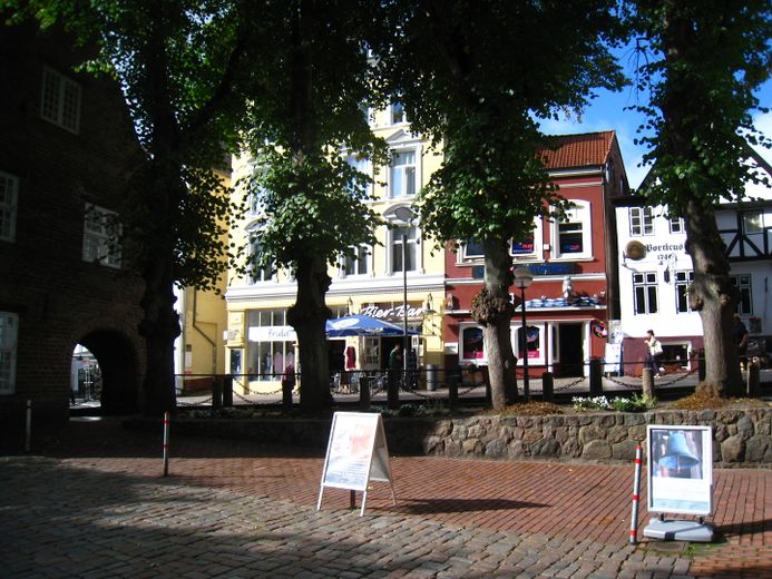 Nordermarkt: Großzügige, attraktive Altbauwohnung mit Blick auf den Nordermarkt – Foto 10