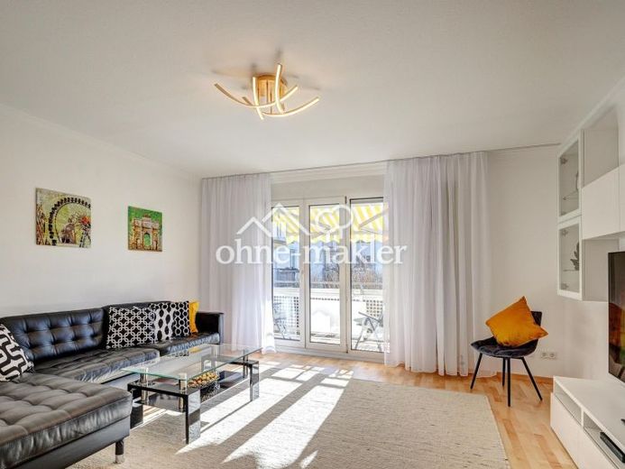 Fully equipped: Modern and quiet 3-rooms apartment in Altperlach close to S-Bahn – Photo 1