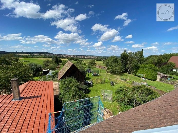 Reserviert - 1 Familienhaus mit Potenzial und sehr großem ,über 2000 qm, Garten – Garten