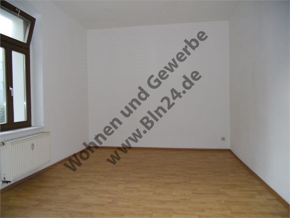 Halle ++ - saniert - 3er WG + – Schlafzimmer