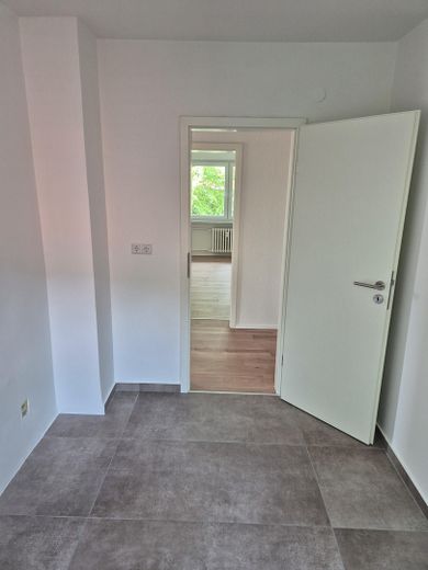 Świeżo zmodernizowane mieszkanie 3-pokojowe z dalekim widokiem – Küche