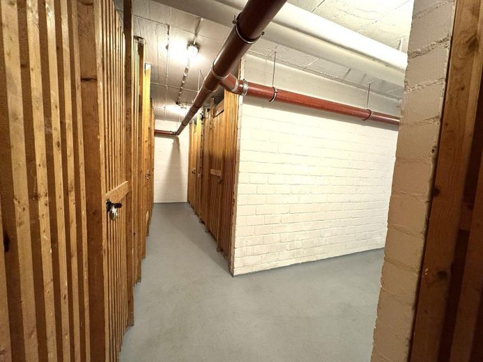 *PROVISIONSFREI* Helle 4-Raum-Wohnung mit 2 Balkonen in gepflegtem Haus – Keller