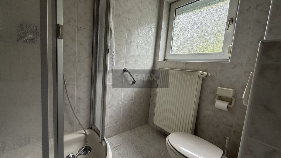 Charmante Doppelhaushälfte mit Gartenidylle und traumhafter Aussicht in Fichtelberg – Bild 8