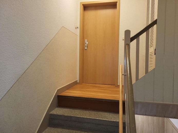 Zugang Wohnung 1. OG