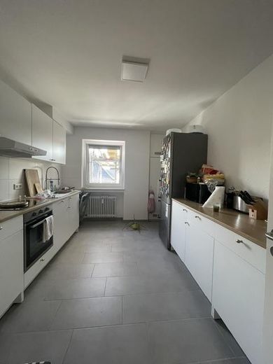Im Herzen von Büderich - in 2024 kernsanierte wunderschöne 2-Zimmerwohnung mit Balkon – Küche aktuell
