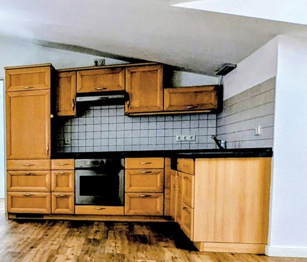 Altersgerechtes Wohnen: 2 ZKB mit Süd-West Balkon // gute Rendite // Kapitalanlage – Einbauküche