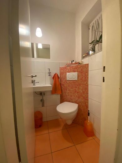 Reihenmittelhaus sehr zentral in Friedrichshafen 600 m vom Bodensee – Gäste WC