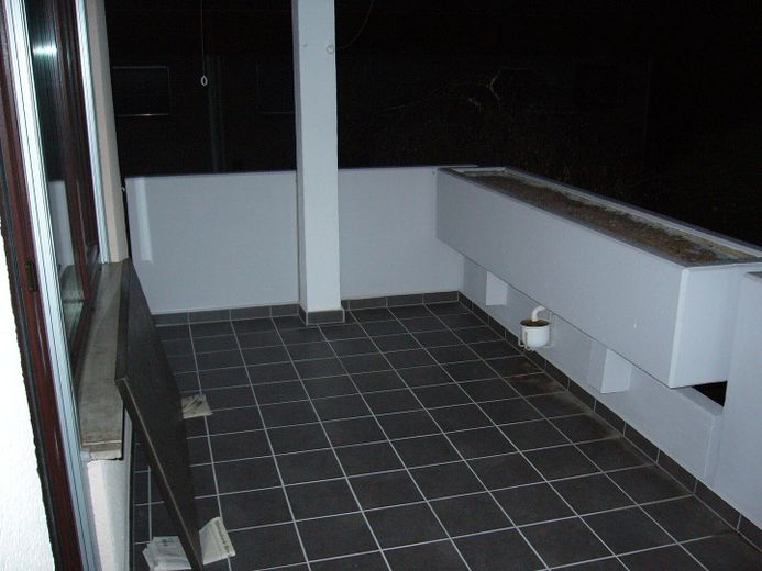 3,5 Zimmer Wohnung, hell, gut geschnitten mit 2 Balkonen und TG – Balkon