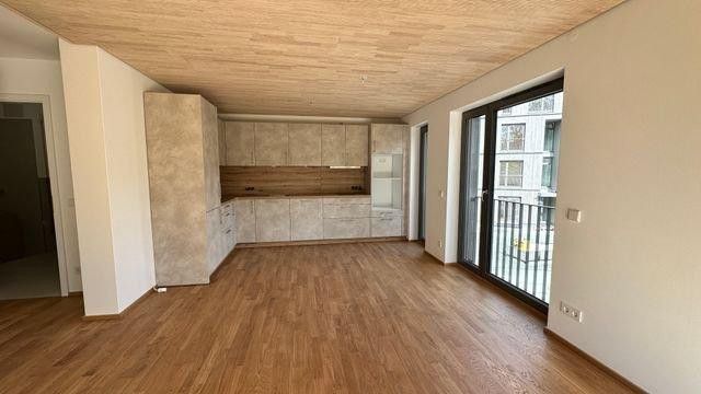 Affascinante appartamento di 2 locali di nuova costruzione a Breitnau – Foto 1