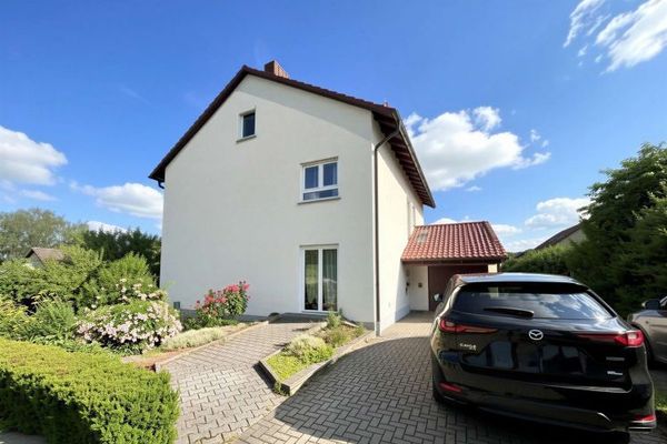 Grande casa con splendida terrazza sul tetto e giardino a Weidhausen bei Coburg!