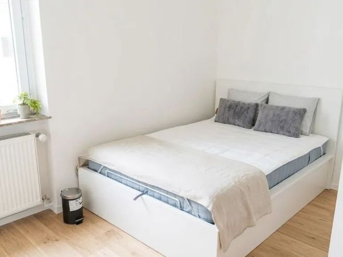 Zentral wohnen, entspannt leben / Emser Straße 40, Frankfurt am Main / 3.OG / WE8 / Zi.4 – Foto 1