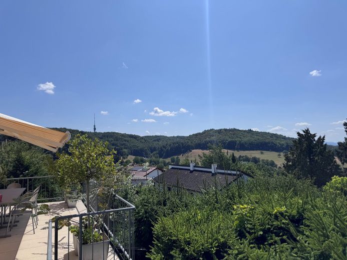 Detached house with panoramic views of Basel in Inzlingen – Blick auf Chrischona
