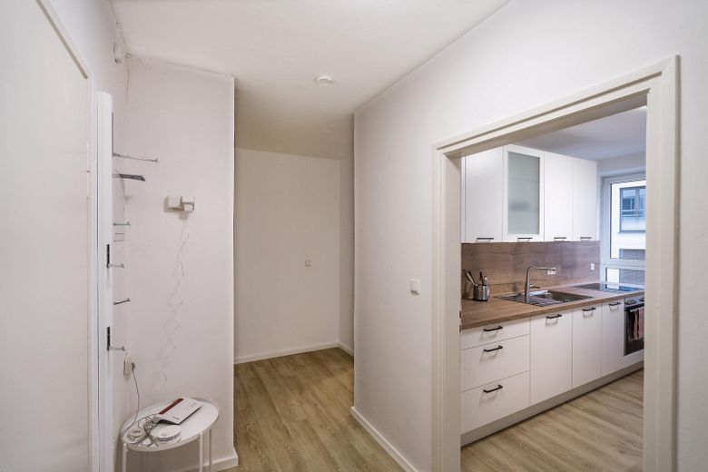2-Zimmer-ETW in Bestlage München-Lehel – Bilck in die Küche