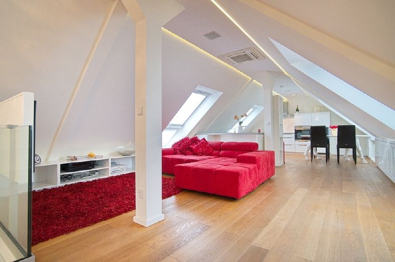 Totally unique! Extraordinary, stylish furnished studio apartment in the south of the city centre. – ef56d5a406694f98046cdcc7a613aabdd7de0ab1.jpg